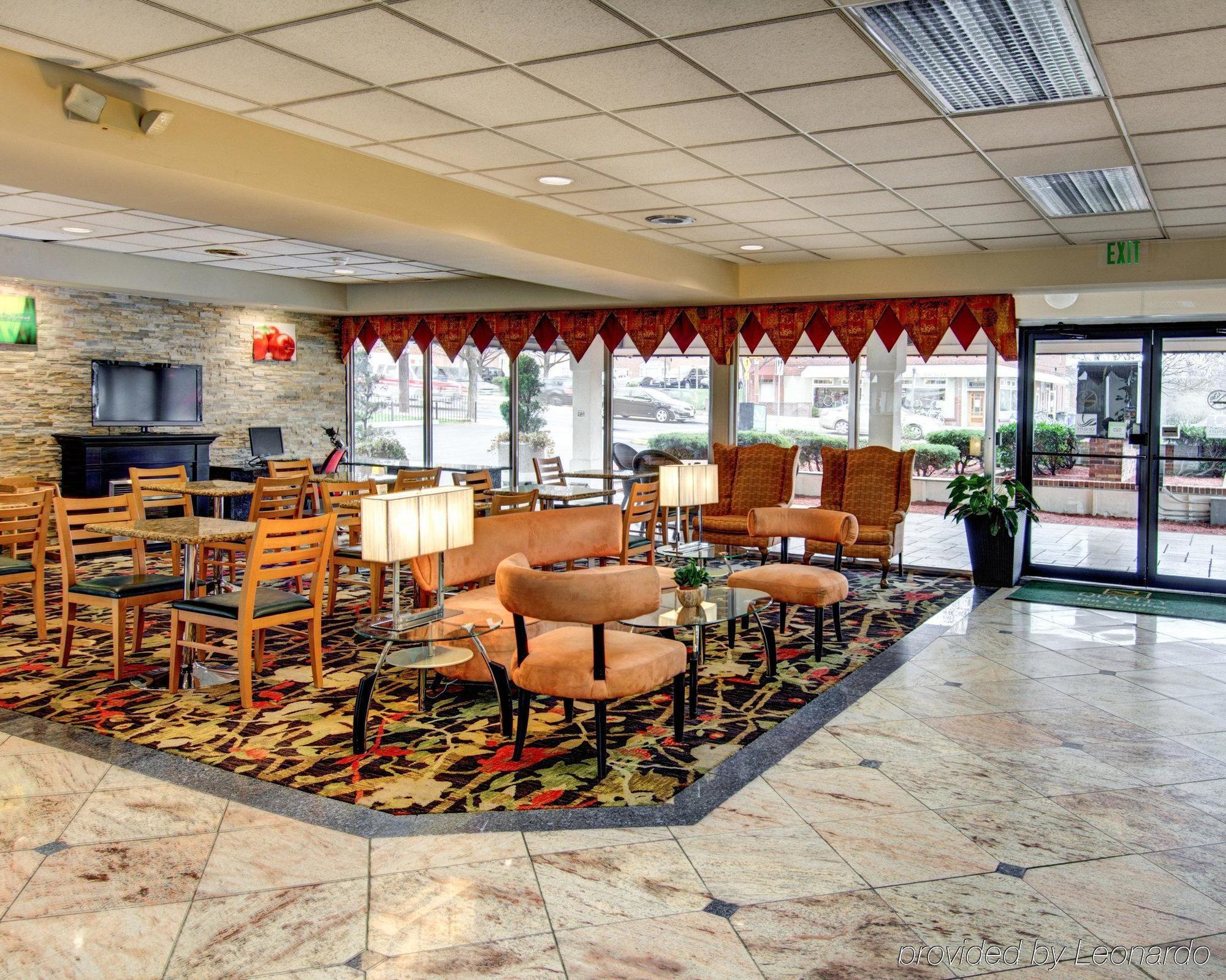 Quality Inn & Suites College Park Eksteriør bilde