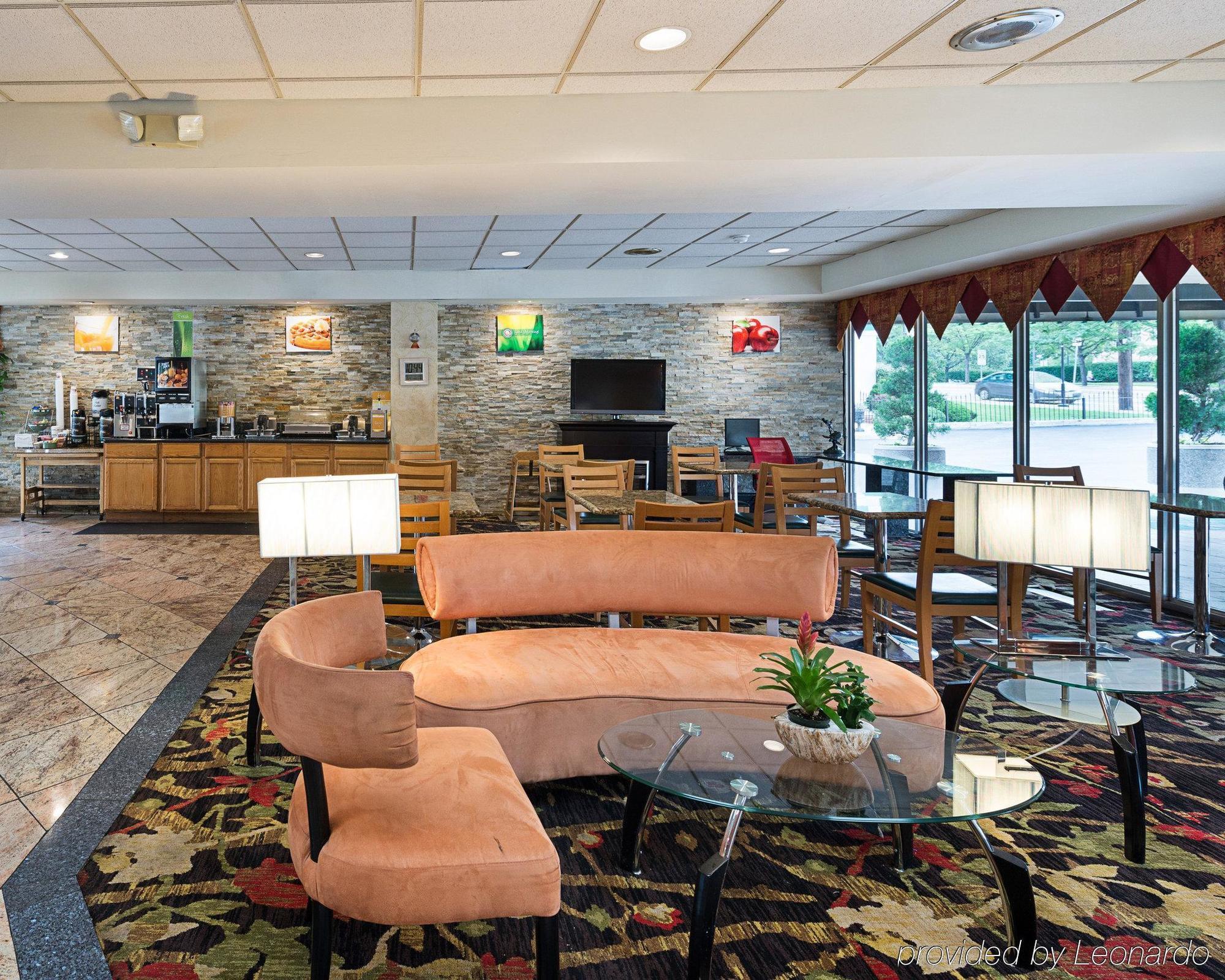 Quality Inn & Suites College Park Eksteriør bilde