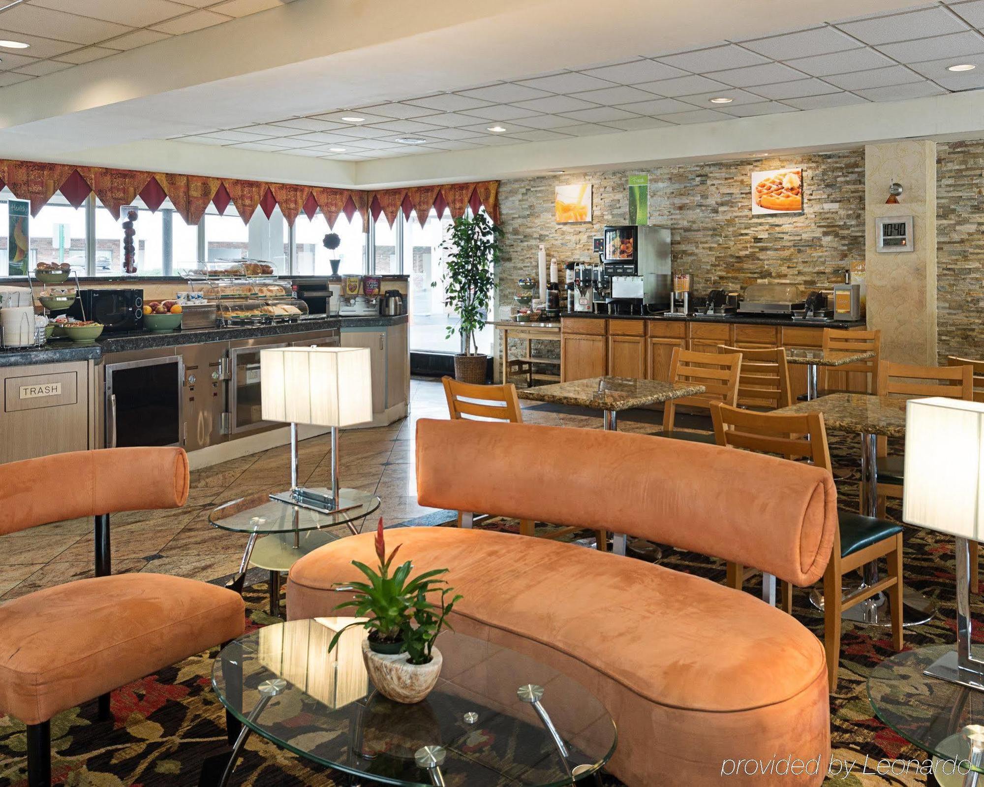 Quality Inn & Suites College Park Eksteriør bilde